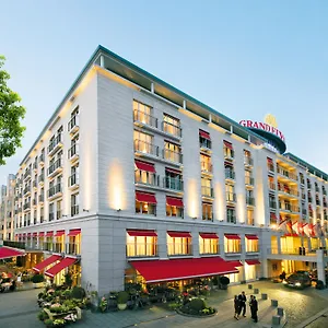 Hotel Grand Elysee