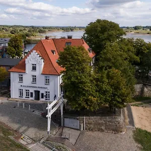 Traditionshaus By Zollenspieker Faehrhaus Hotel